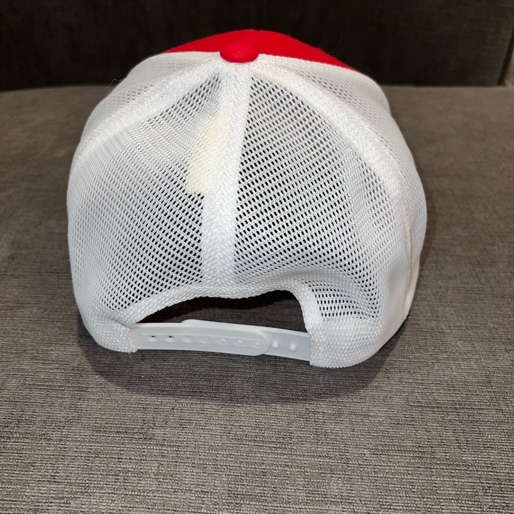 NEW Short Par 4 Red Golf Hat - Picture 5 of 5